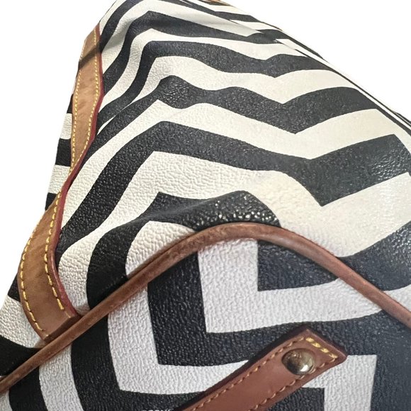 Dooney & Bourke Chevron Tote Bag Black White - Picture 8 of 14